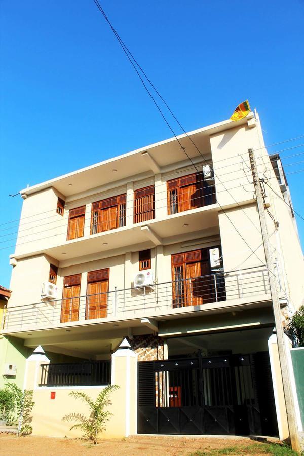 אנוראדפורה The City Tourist Hotel מראה חיצוני תמונה